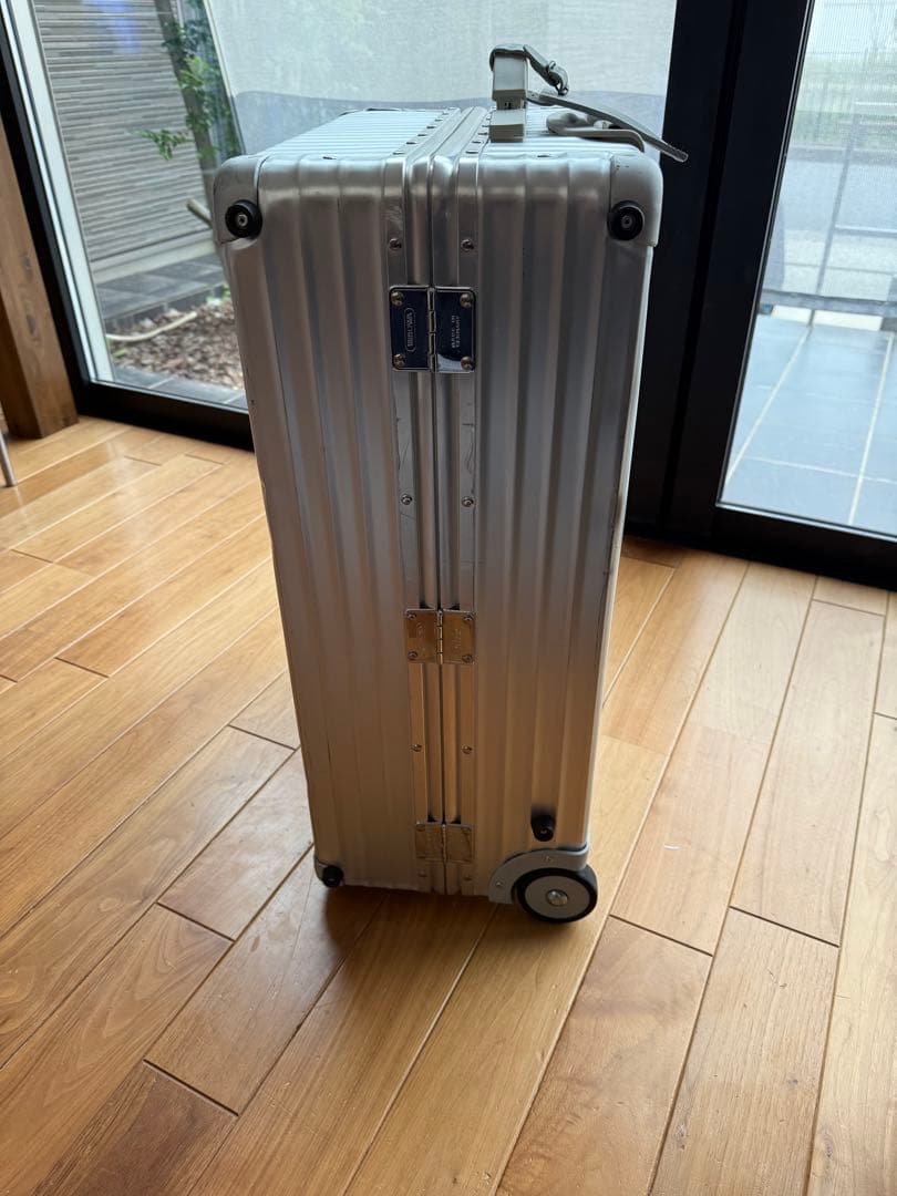 リモワ スーツケース 63Ｌ 旧ロゴ TSAロックなし クラシックフライト