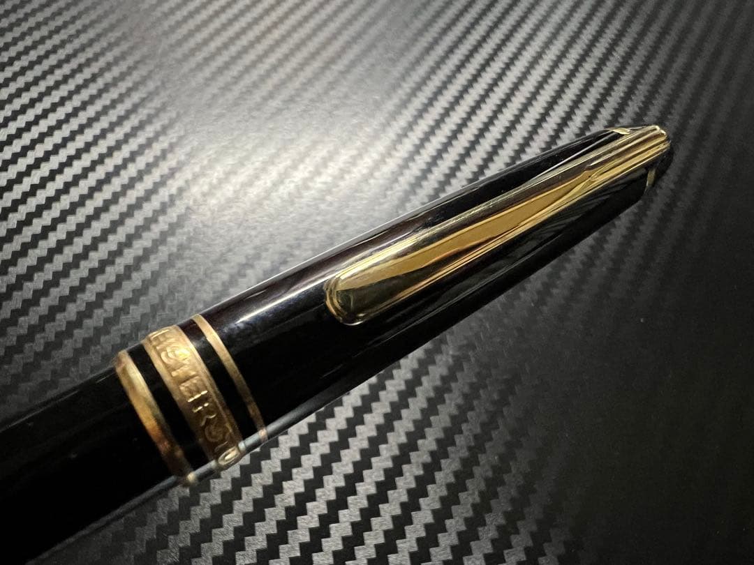 モンブラン 万年筆 未使用に近い 144 ブラック 全金 EF
