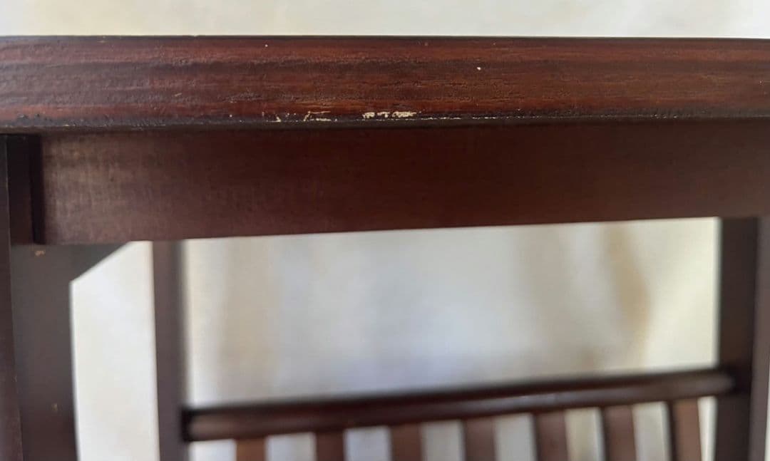 マガジンラック付き　サイドテーブル　アンティーク　木製　ダークブラウン