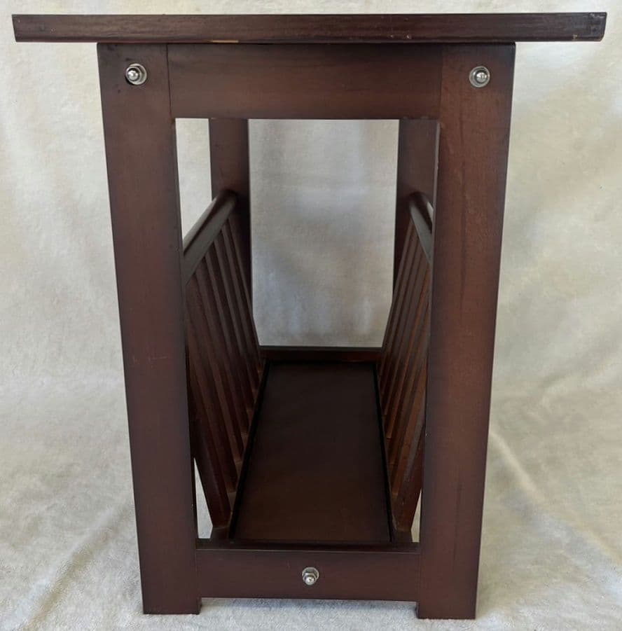 マガジンラック付き　サイドテーブル　アンティーク　木製　ダークブラウン