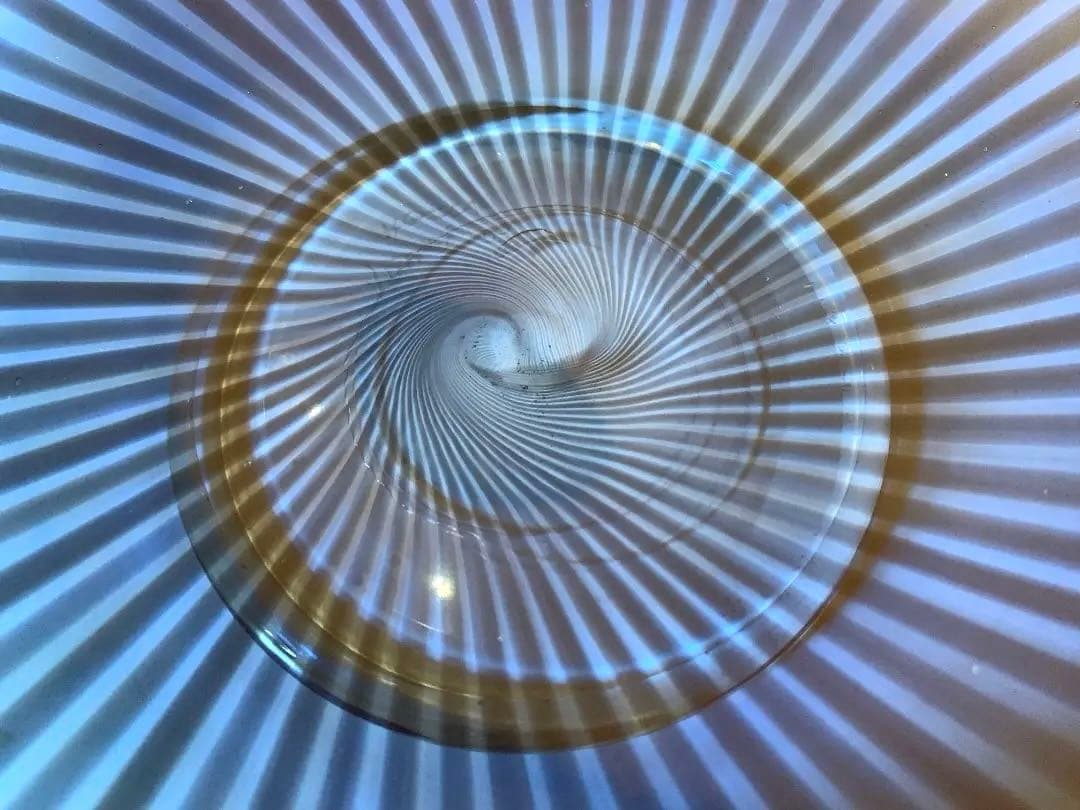 佐藤万里子作　ビンテージ　硝子皿