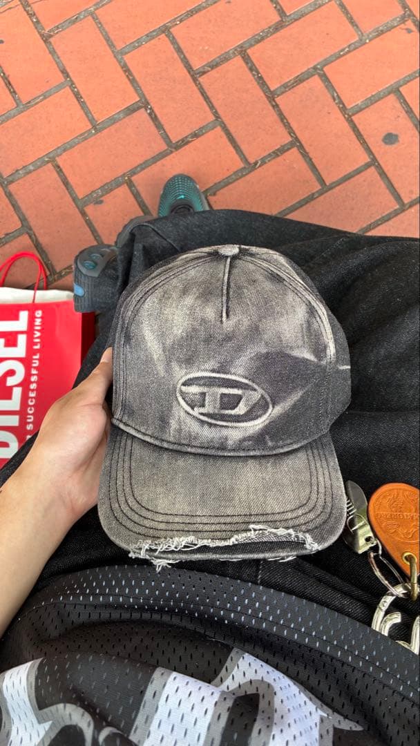 Diesel　デニムキャップ　ダメージデニムキャップ