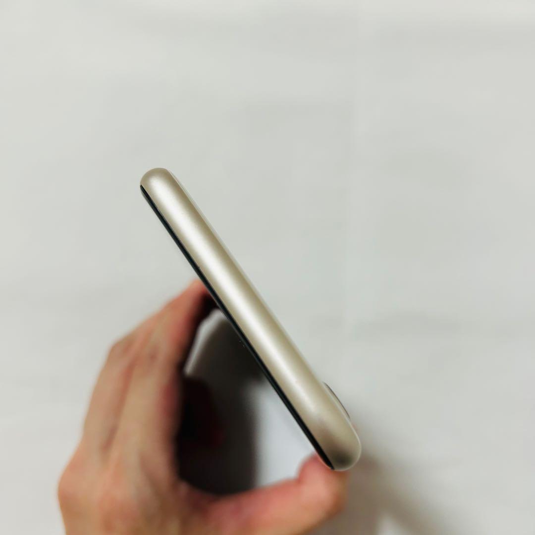 iPhone SE 第3世代 白 SIMフリー スターライト