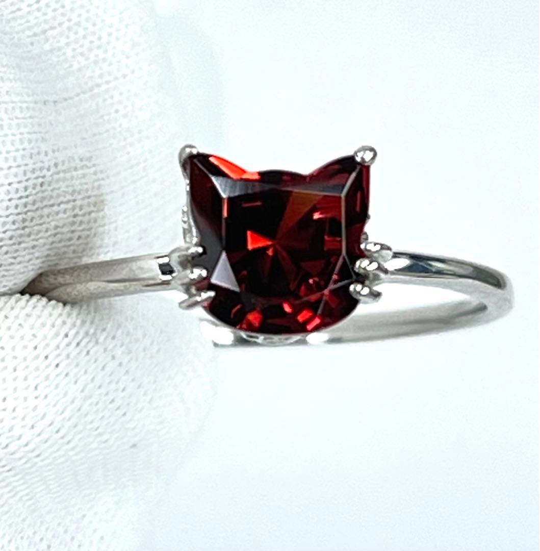 宝石ルース 『限定品！ネコちゃんリング』天然ガーネット　サイズ#11