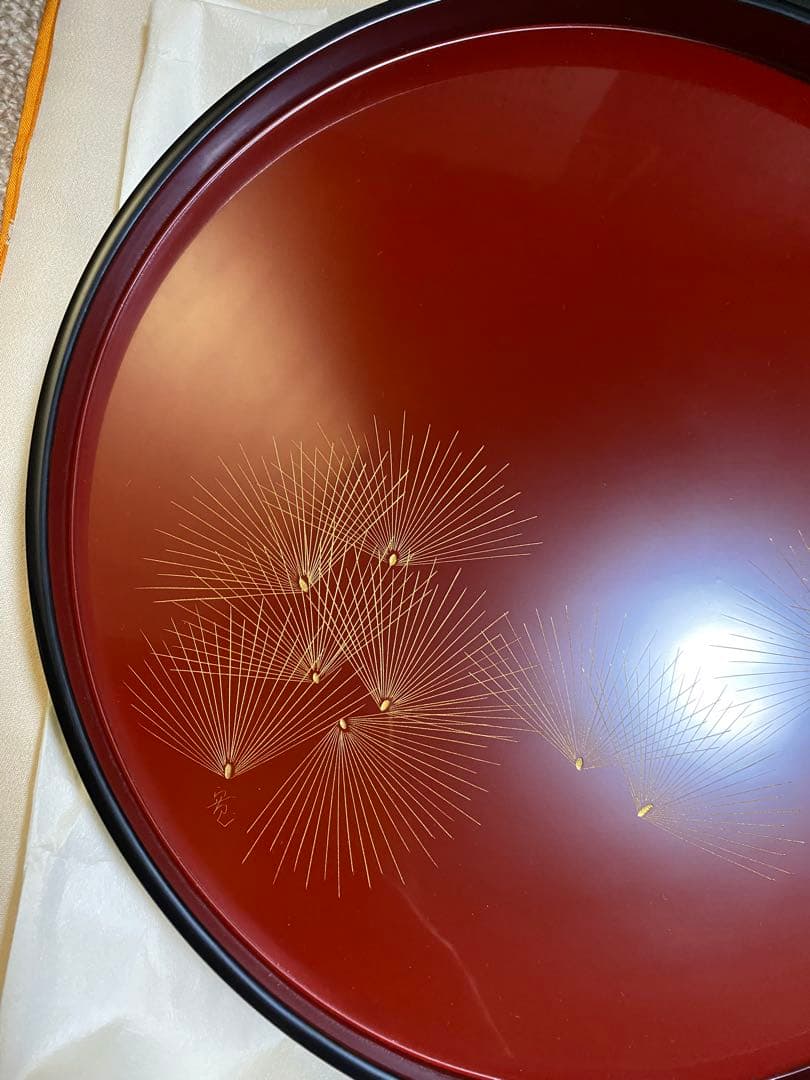 輪島塗　沈金　松紋　丸盆