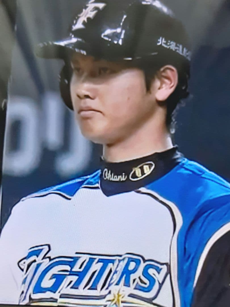 【未使用】大谷翔平ミズノ刺繍入りユニフォームMサイズ日本ハムファイターズ二刀流