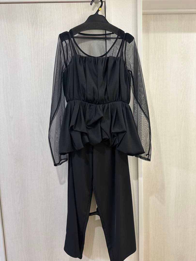 Kana パーティー ドレス パンツスタイル　結婚式 お呼ばれ オケージョン