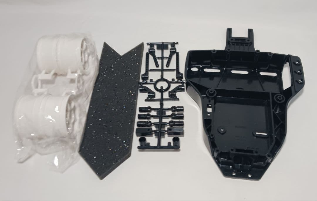 未使用 タミヤ TA02 レーシングスペシャルシャーシキット TAMIYA