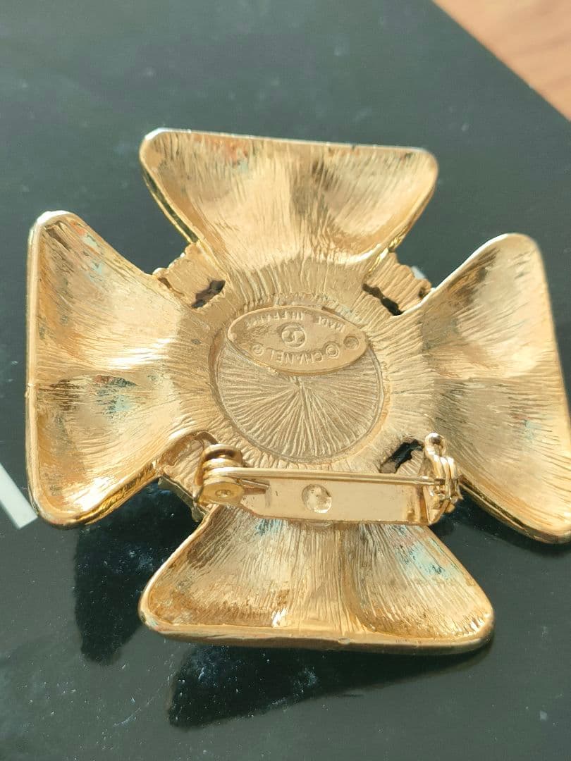 シャネル　ブローチ　パール