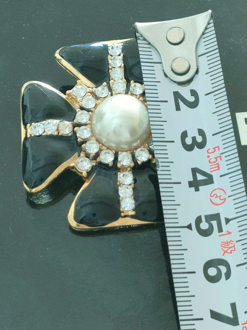 シャネル　ブローチ　パール