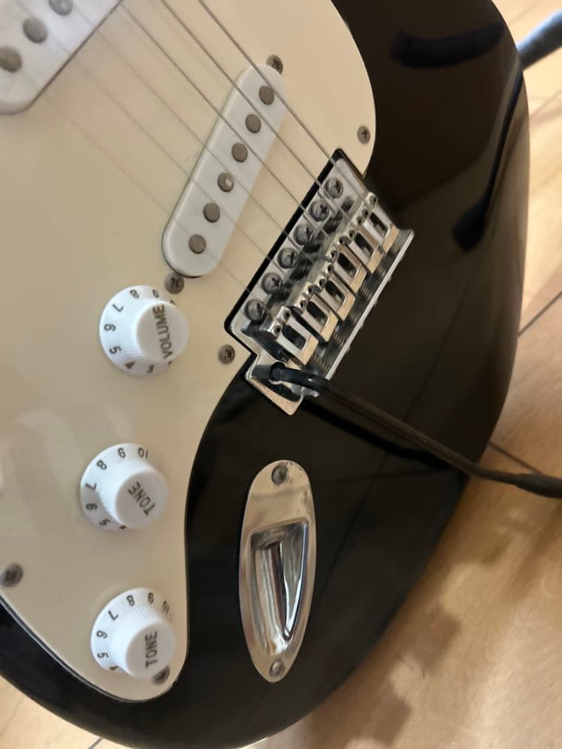 【カスタム】エレキギター左利きストラトタイプ