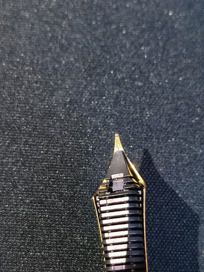 セーラー万年筆　プロフィットレアロ万年筆 中細字