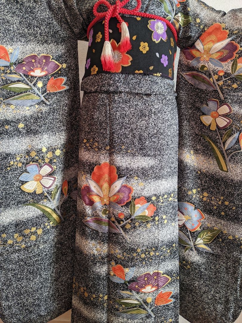 ■✨豪華お振袖✨【作家物 舞花文 たたき染め 金彩 正絹 グレー】成人式 結婚式