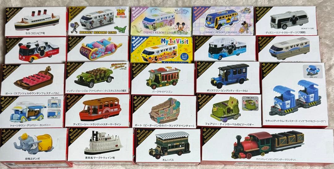 東京ディズニーリゾート　トミカ　Disney mini car toy