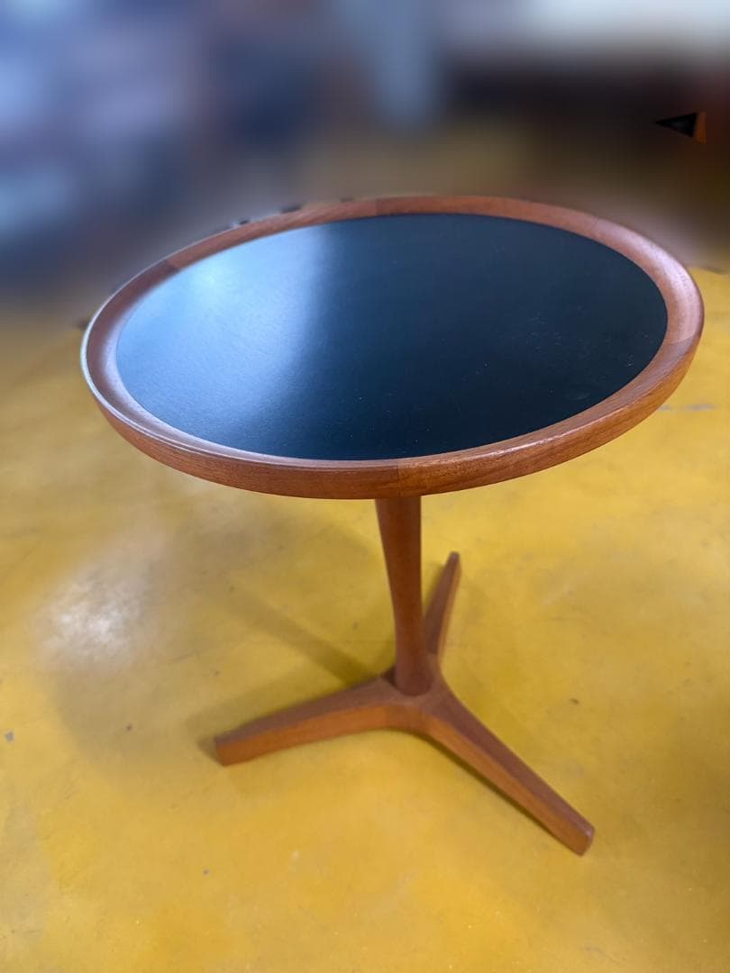 Artek 木製円形テーブル デンマーク製