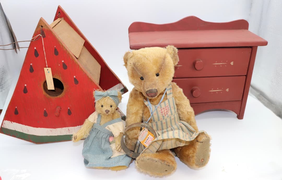 テディベア２体とバードハウス、アメリカンカントリーチェスト合計４個セット