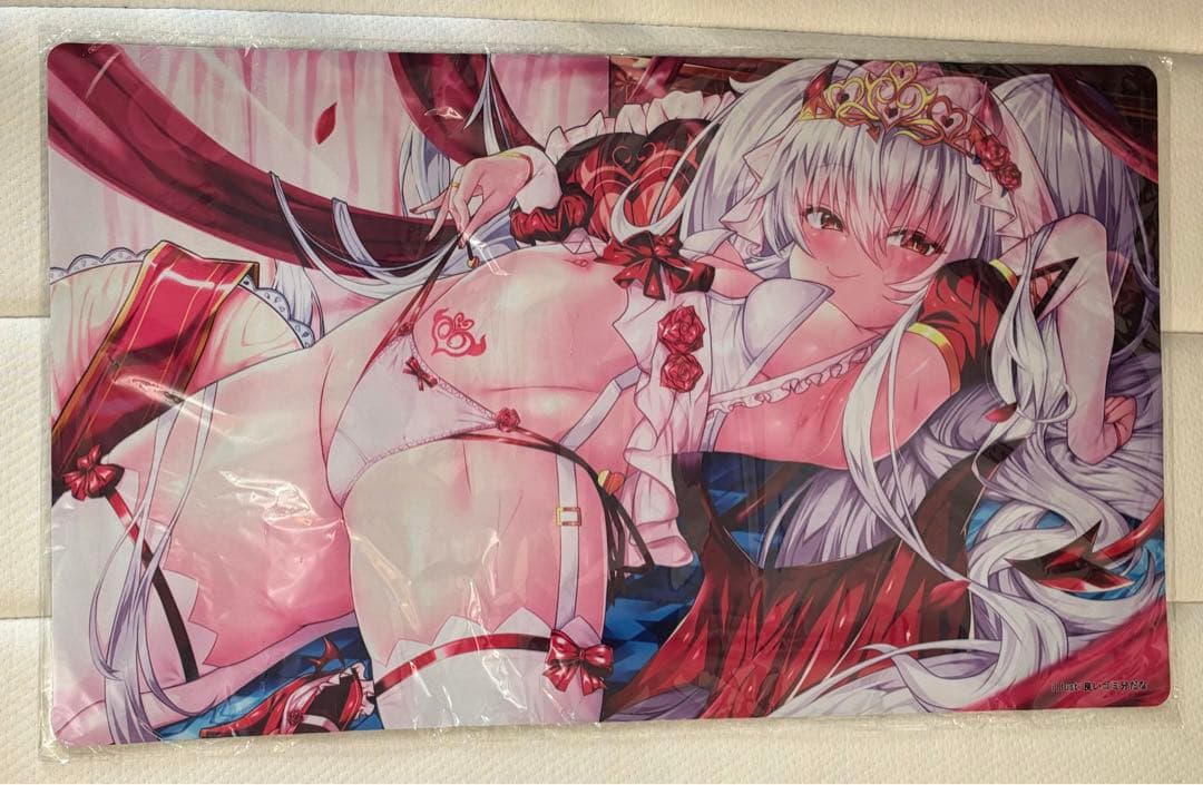 クラスター ボンバーガール グリムアロエ ラバープレイマット