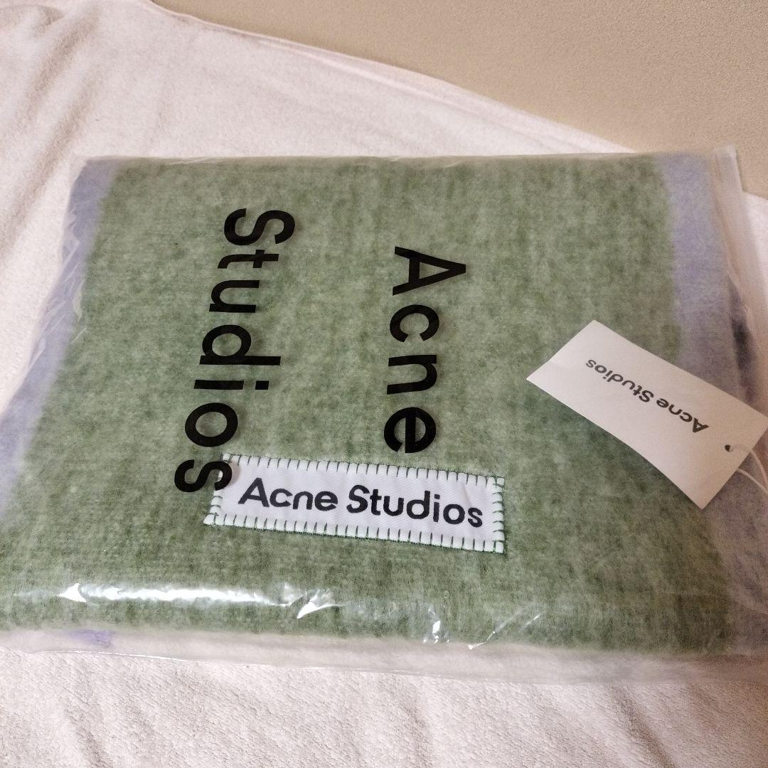 グリーン　ACNE STUDIOS　マフラー　スカーフ
