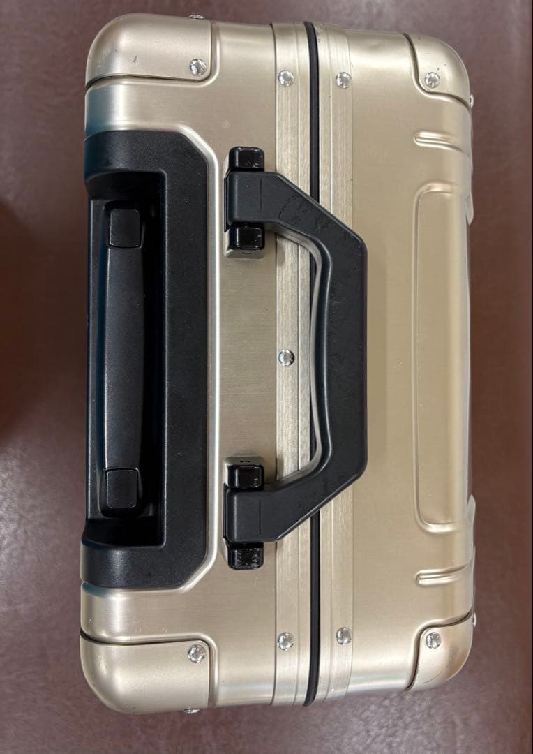 セール‼️ ゼロハリバートン　ジオ3.0 アルミ　キャリー 中古　正規品　4輪