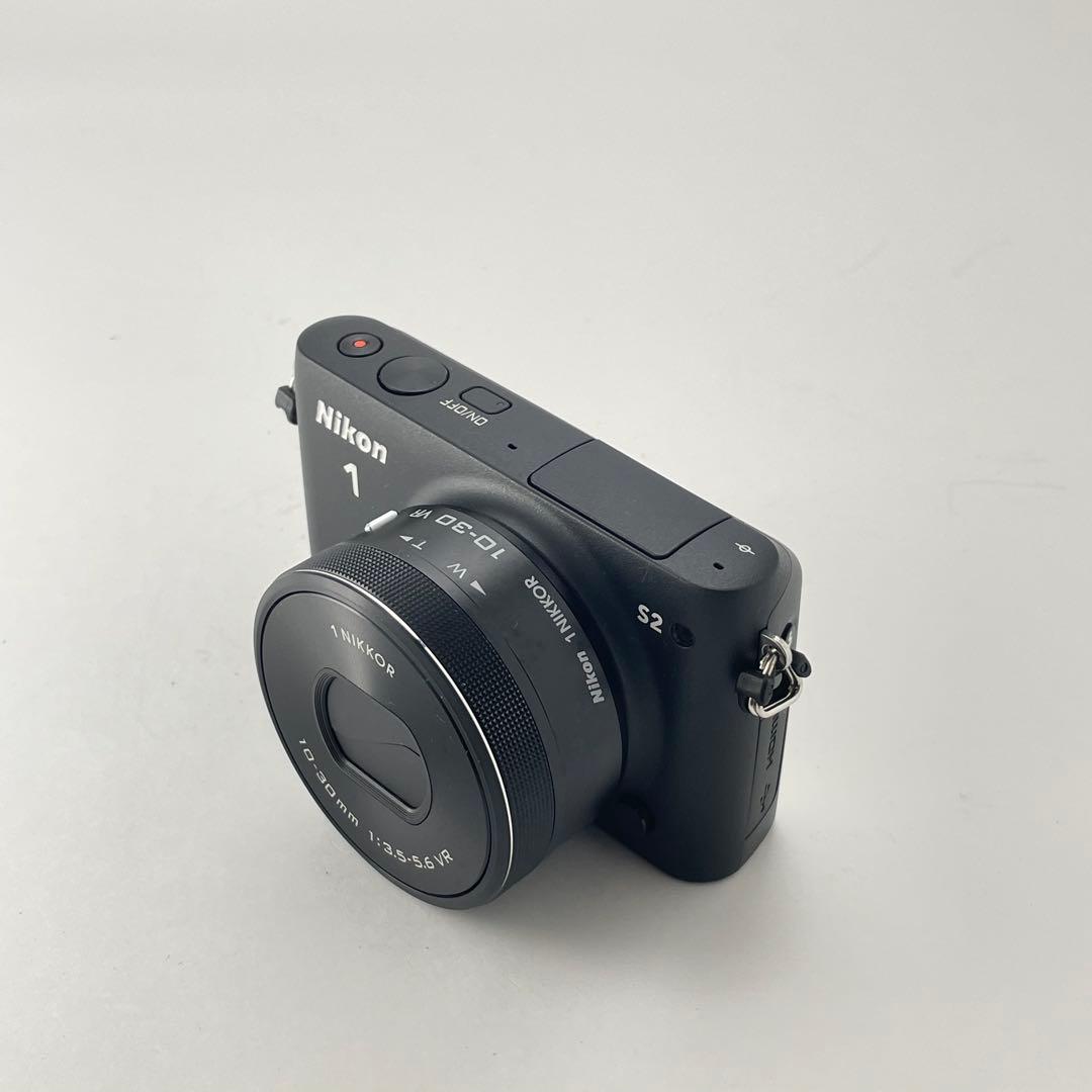 【ショット数100・返品保証】Nikon1 S2 ブラック 標準レンズキット