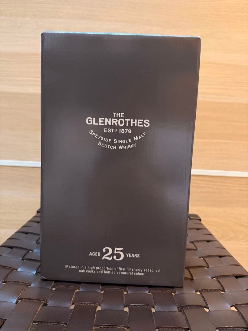 【新品未開封】ザ・グレンロセス 25年 700ml 木箱・専用袋付き ウイスキー