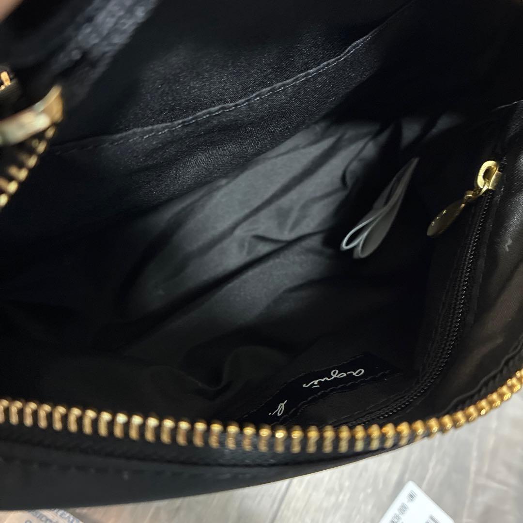 新品タグ未使用 agnes bアニエスベー ショルダーバッグ FT03A-04