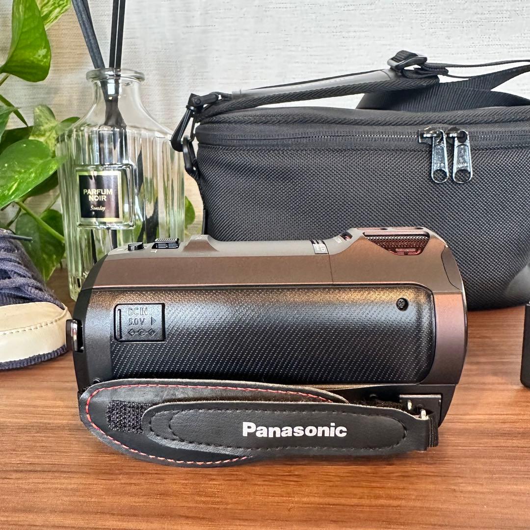 Panasonic HC-WX995M 4Kビデオカメラ　新品　バッテリー2個付