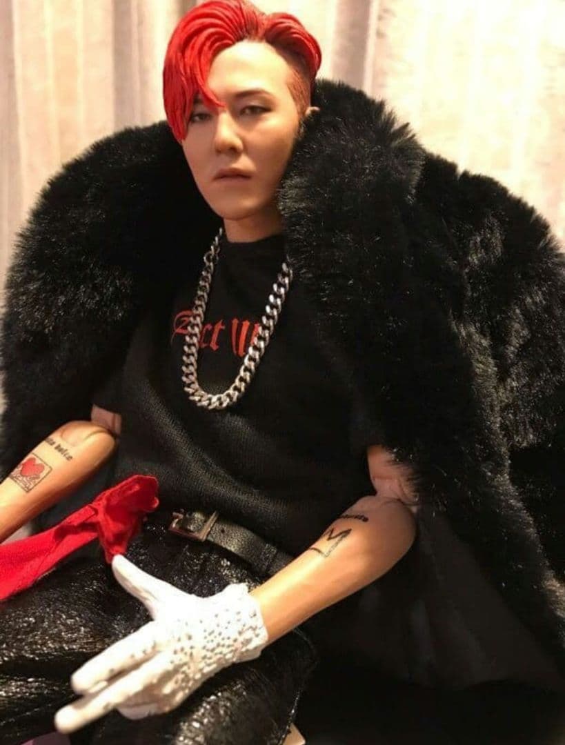 G-DRAGON アクション フィギュア ACTION FIGURE ジヨン