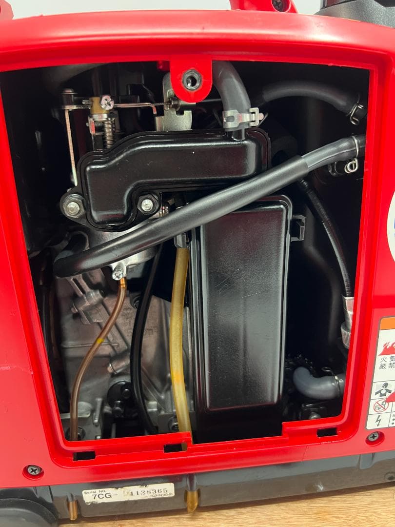 SHINDAIWA 新ダイワ インバーター発電機 iEG900M 動作良好 ♪