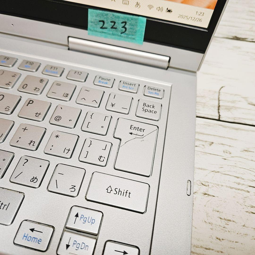 タッチパネル♪NEC タブレットPC 第8世代 Core i5 SSD カメラ付