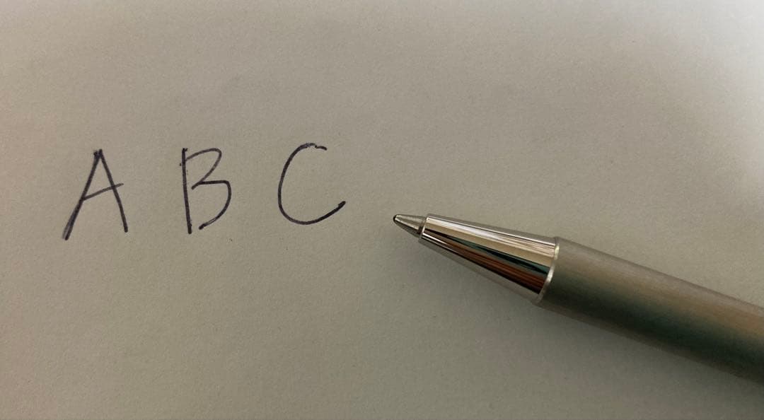 未使用　カルティエCartier ボールペン シルバーメタル　インク黒