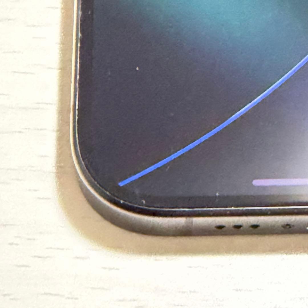 【極美品・SIMフリー】iPhone15pro ブラックチタニウム 256GB