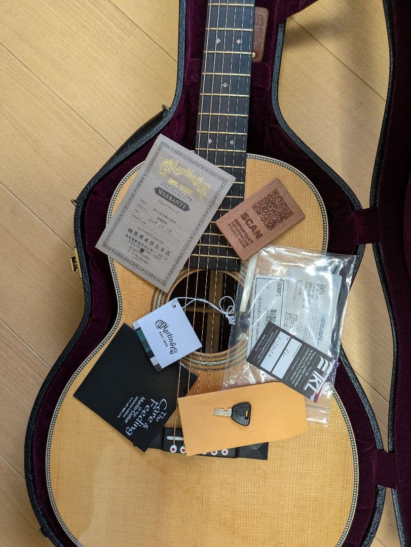 Martin 0012-28 Modern Deluxe 　保証期間内