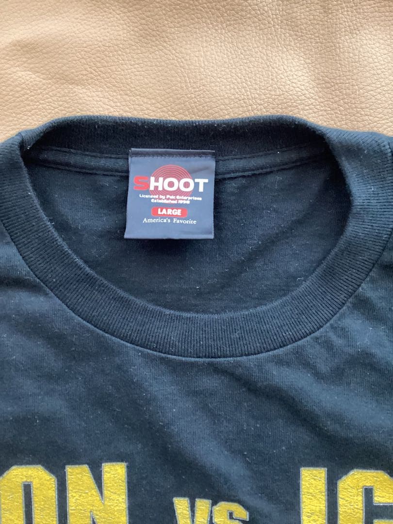 K*é様 【レア】WWE レッスルマニア ホーガンVSロック Tシャツ　WWF