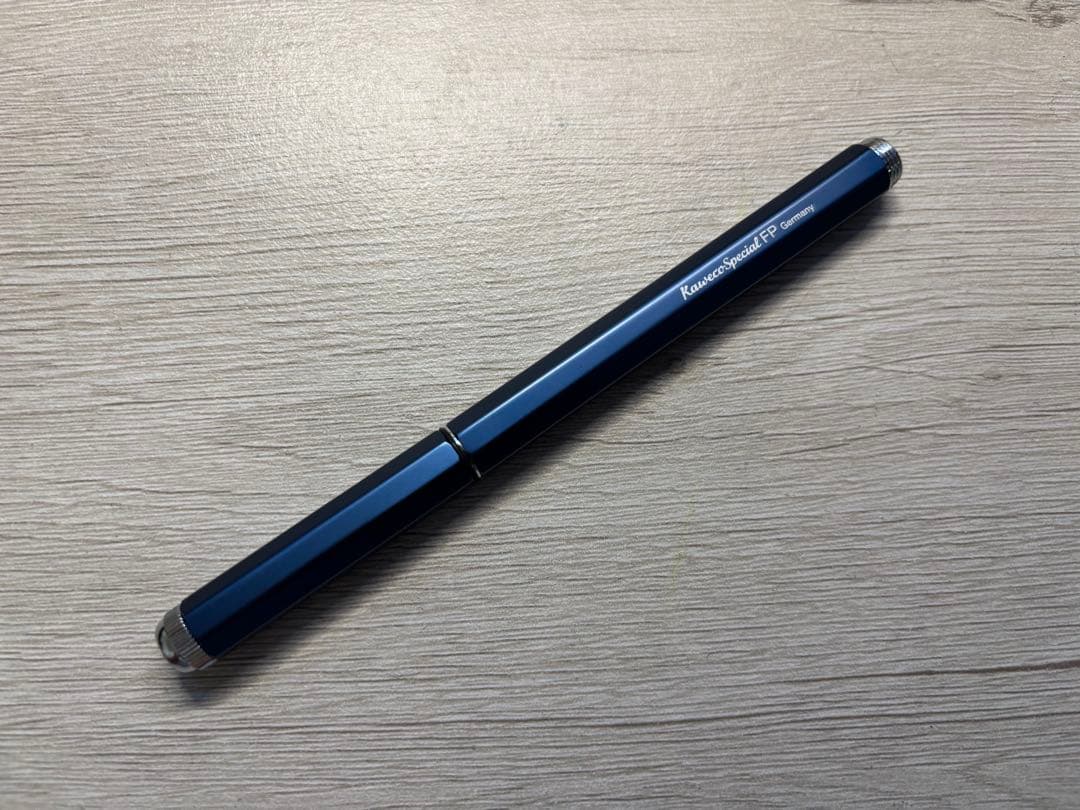 カヴェコスペシャル　ブルー　万年筆　ペン先M