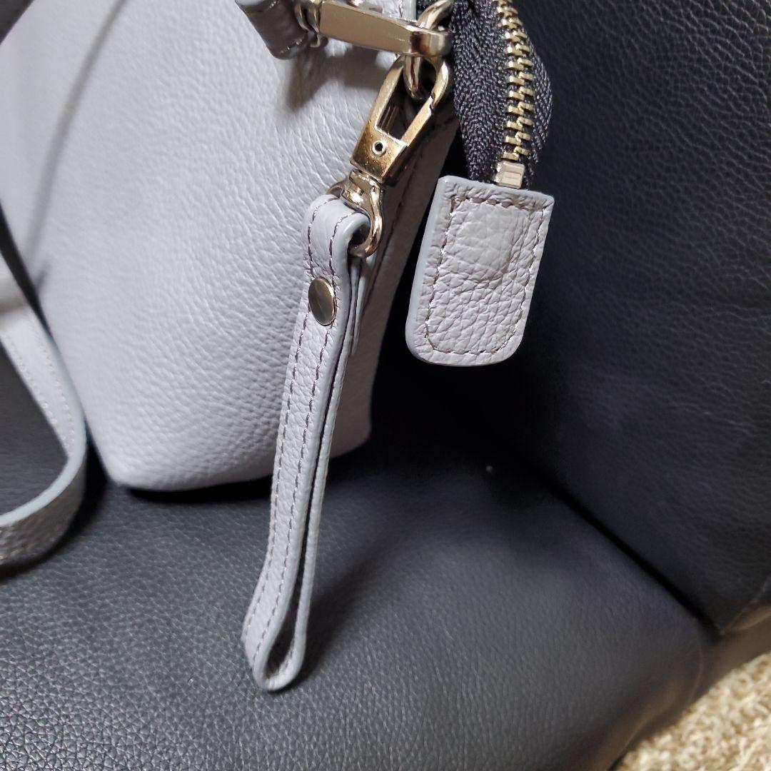 イタリア製牛革ショルダー