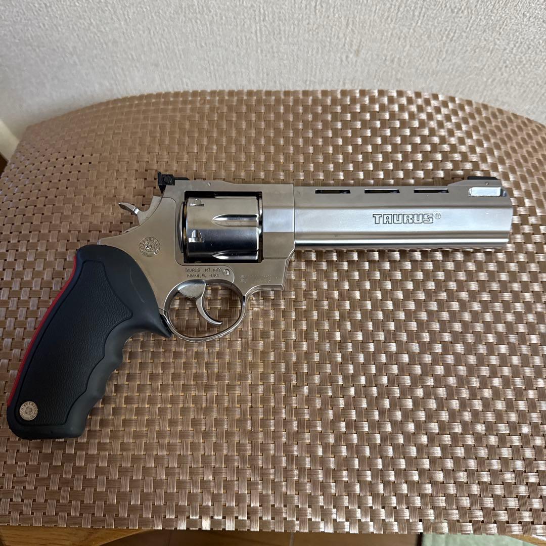 レイジングブルマキシ44マグナム　ガスリボルバー　（ジャンク品）