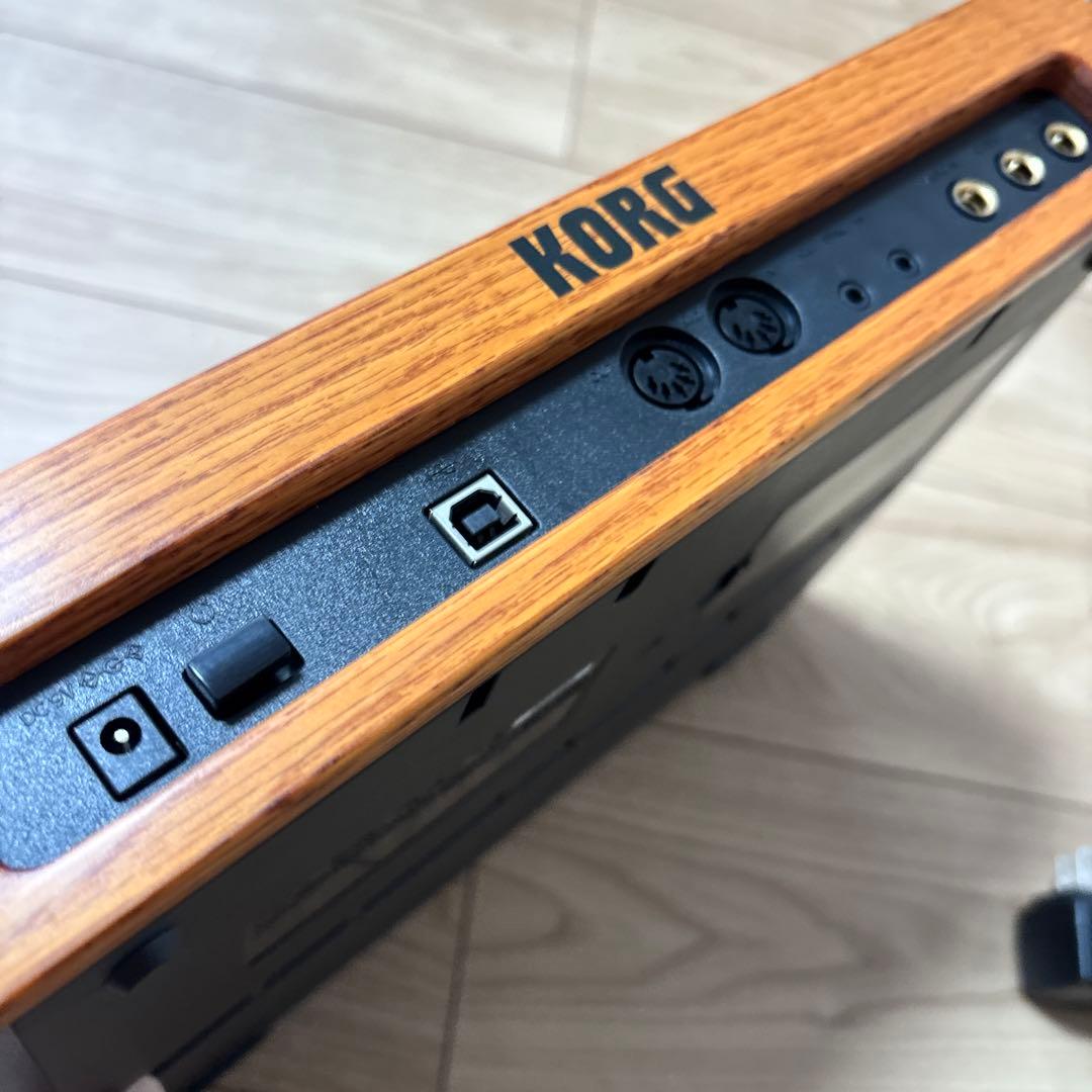 【レア】KORG monologue アナログシンセサイザー 25鍵 レッド