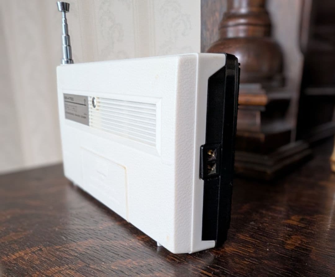 トランジスタ　ラジオ　スタンダードMODEL No.SR-H750　整備品