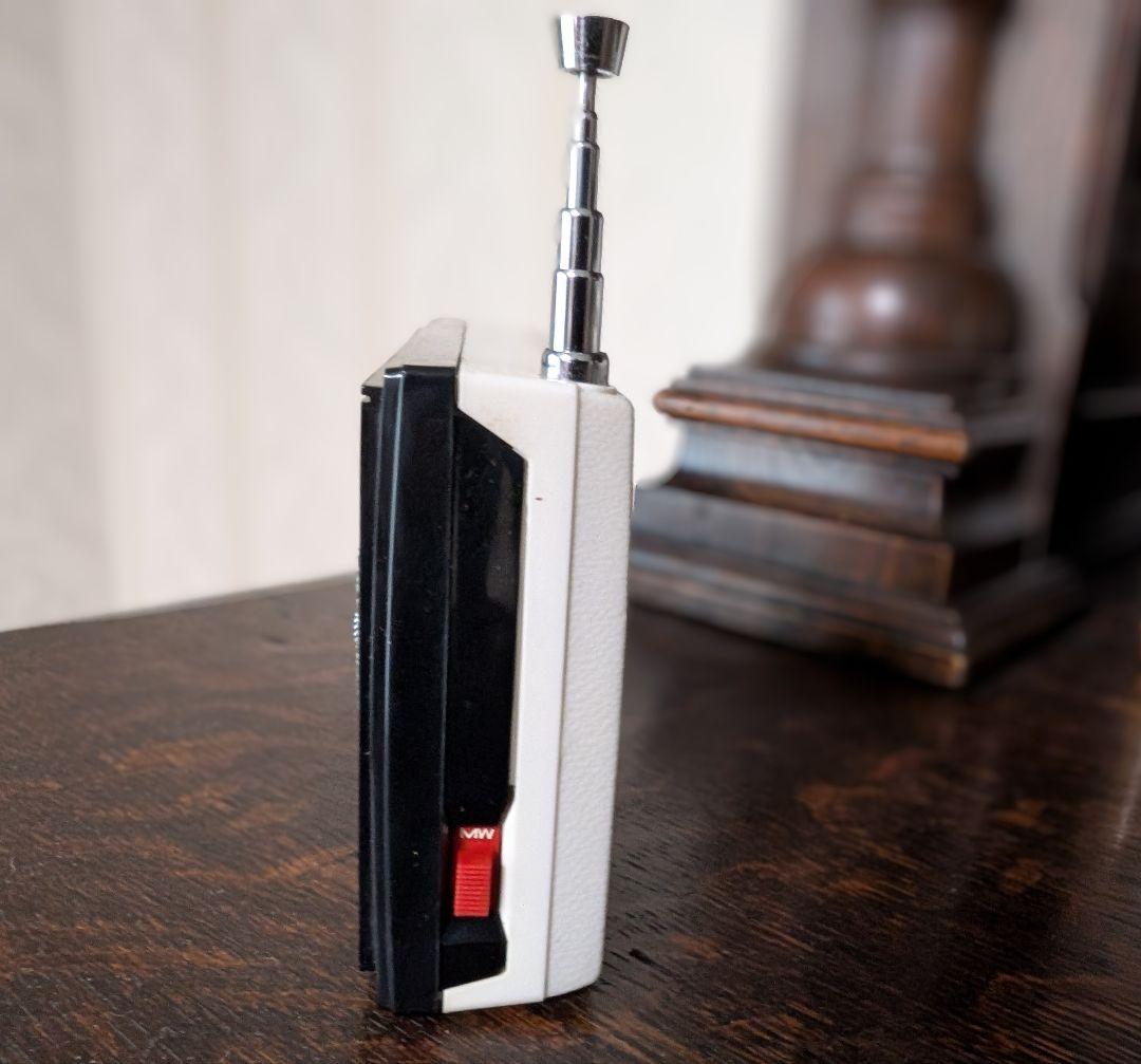 トランジスタ　ラジオ　スタンダードMODEL No.SR-H750　整備品