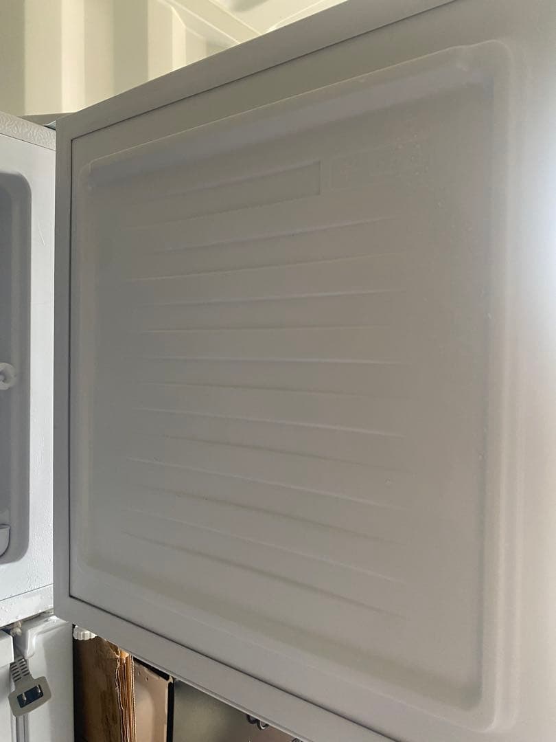 2024年製　アイリスオーヤマ　31L 冷凍庫