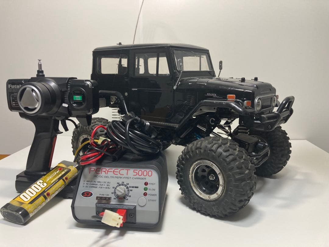 タミヤCR01ランクル40