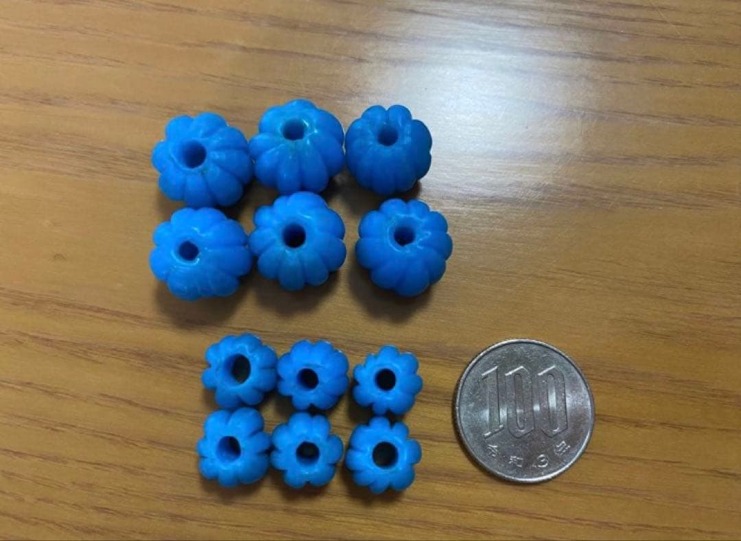 古いアイヌ玉　小玉6個と極小玉6個　とんぼ玉　硝子玉　コレクター