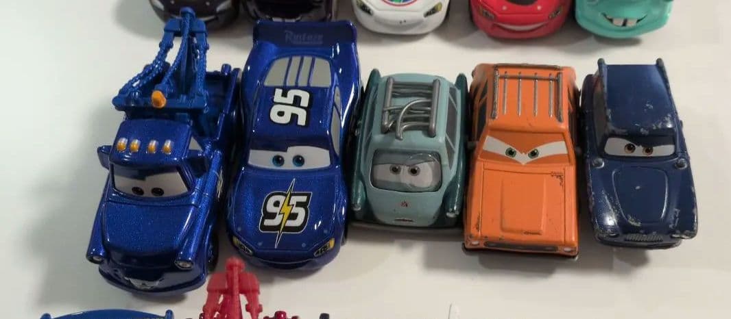 カーズ ミニカー 24台セット