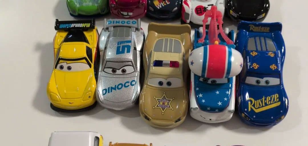 カーズ ミニカー 24台セット