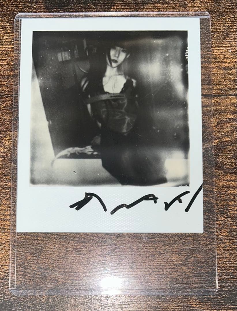 荒木経惟 ポラロイド写真　直筆サイン付き