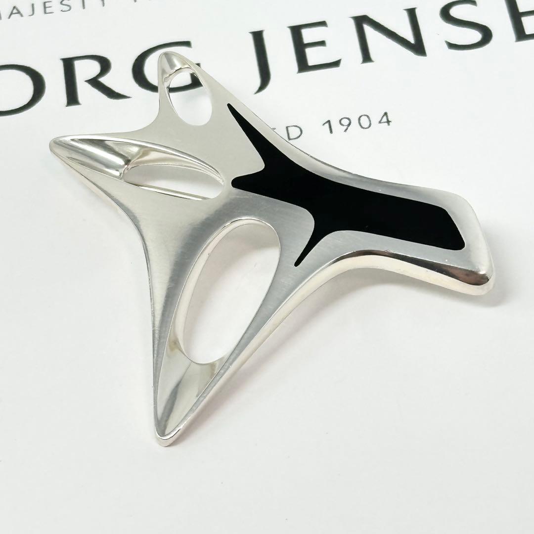   323 エナメル　シルバーブローチ　925S