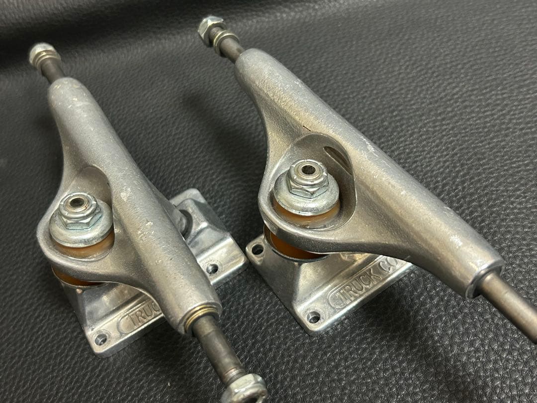 チタン インディペンデントINDEPENDENT 139 TITANIUM