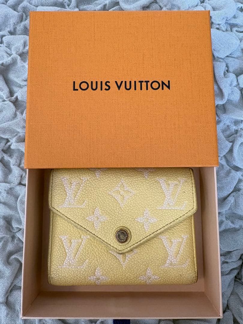 LOUIS VUITTON イエロー 三つ折り財布