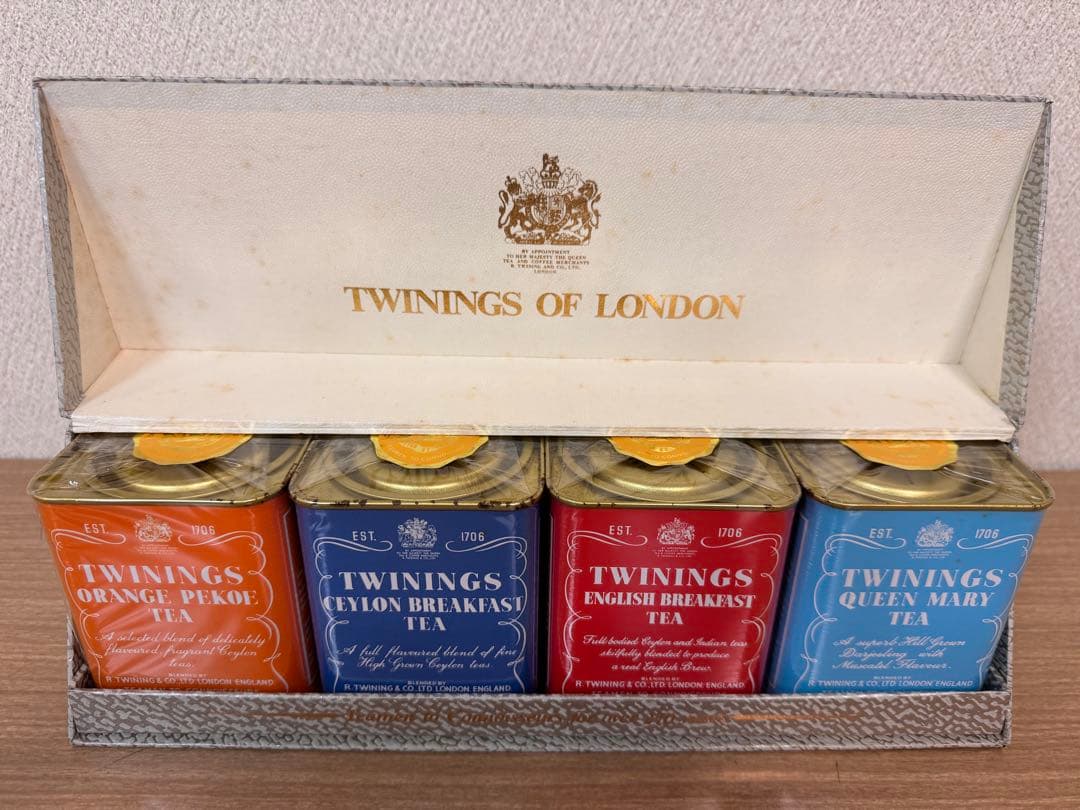 【未開封】トワイニング紅茶アンティーク缶　4缶セット